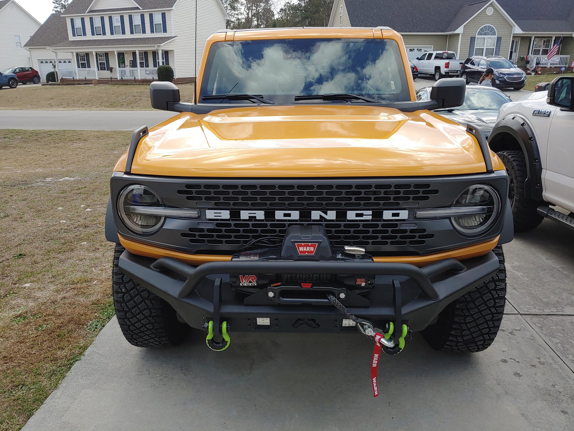 Ford Bronco A couple of additions: FabFours stubby bumper and Warn EVO 10s winch 0306221326a
