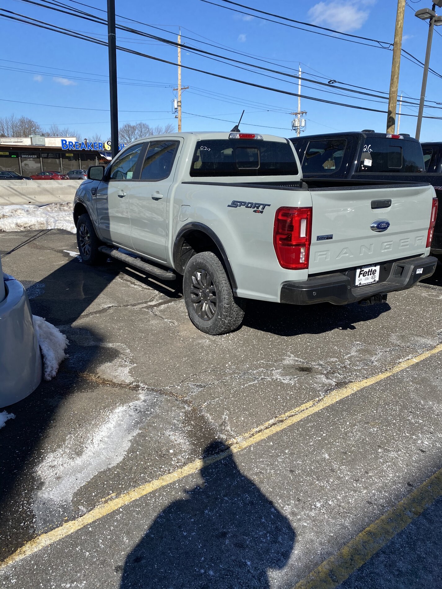 Ford Bronco Saw a white top Bronco SPORT (photos) 086BF4D8-5F1F-49D0-A679-6C6072C5E56B