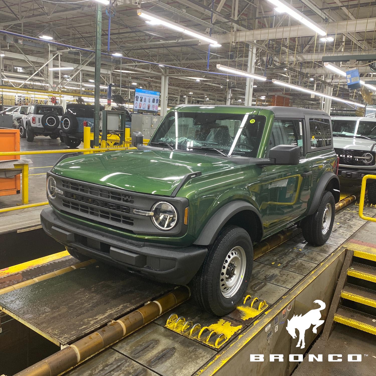 Ford Bronco Bronco Build Week 4/10/2023 0F46A8B3-448C-4D5D-AAEC-18530E03E757