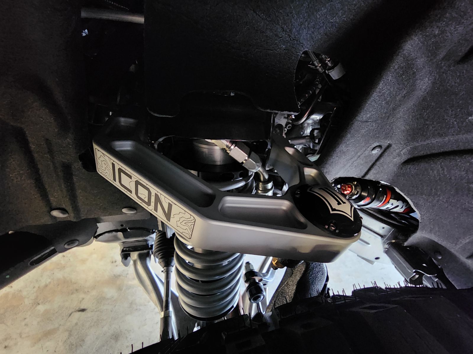 Bronco Installed: Fox Performance Elite Coilovers, Metalcloak Skid Plate, Icon UCAs/Rear Trailing Arm 123_1(2)