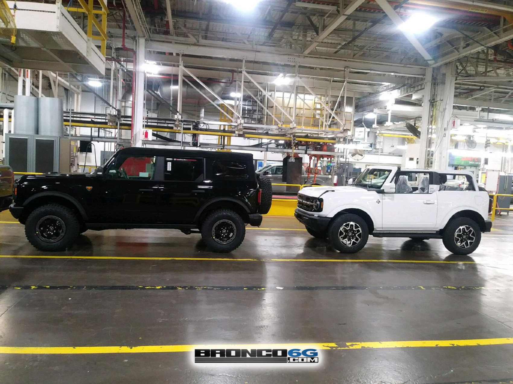 Ford Bronco 15+ Bronco builds from the factory ??♨️ 15 - 2021 Ford Bronco Production Line 4