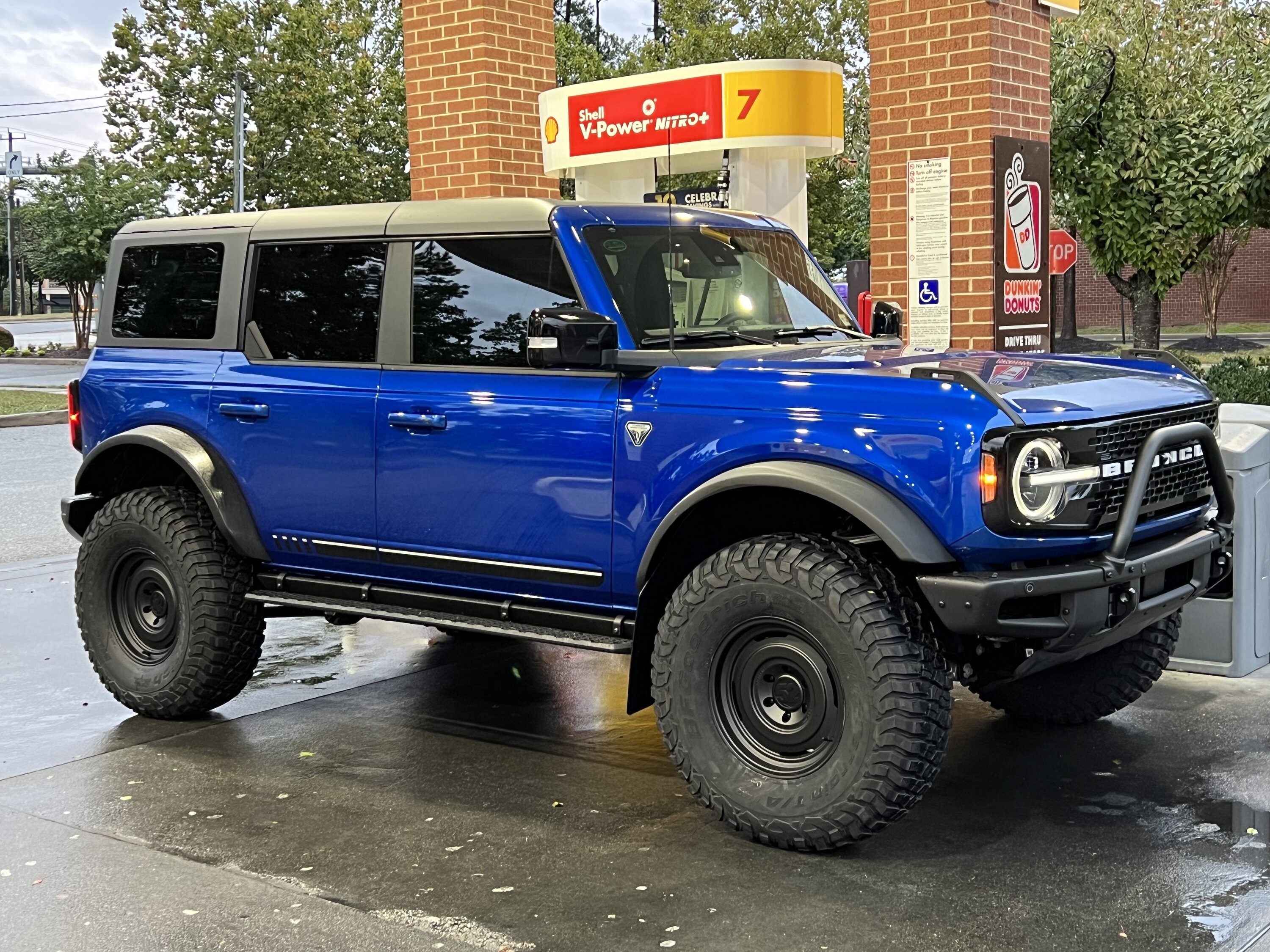 Ford Bronco Show us your installed wheel / tire upgrades here! (Pics) 310483137_177841301489916_2643830220855043530_n