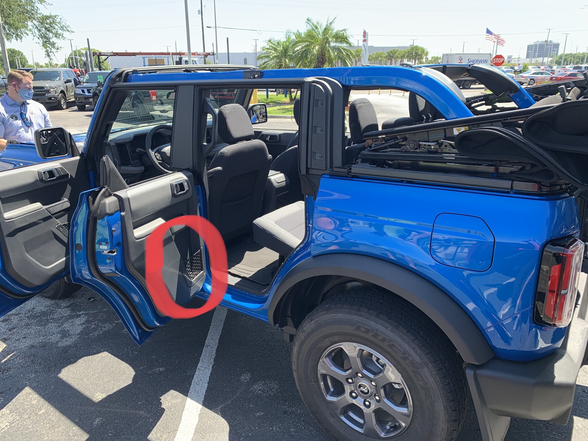 Ford Bronco Why are there no cupholders!!? Also, Pics and observations. 1618413604520