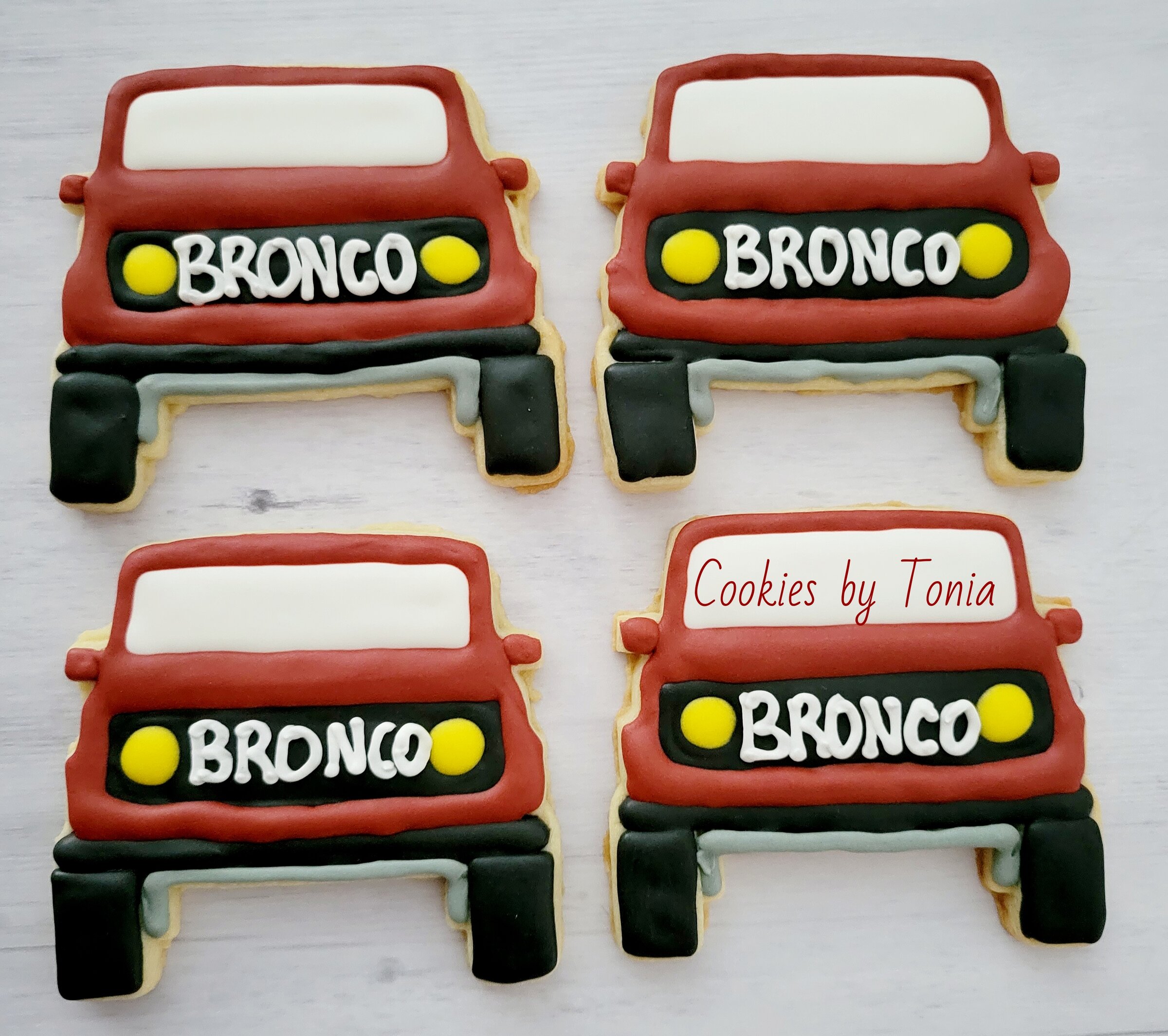 Ford Bronco Made the Bronco into a cookie! 1639055676508