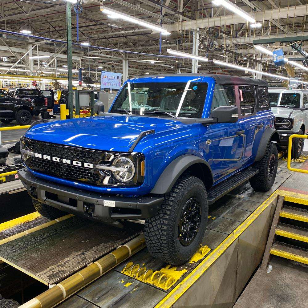 Ford Bronco Never got your assembly line photo?  Maybe someone has a match! 1647006672091