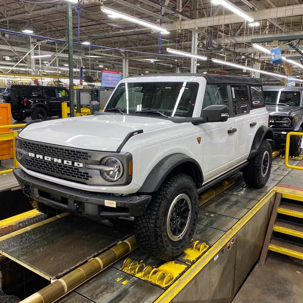 Ford Bronco Never got your assembly line photo?  Maybe someone has a match! 1648662369768
