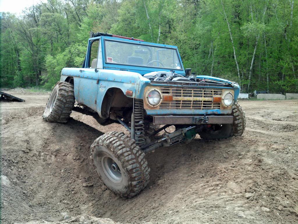Ford Bronco The 6G really isn't a rockcrawler. 1664856150631