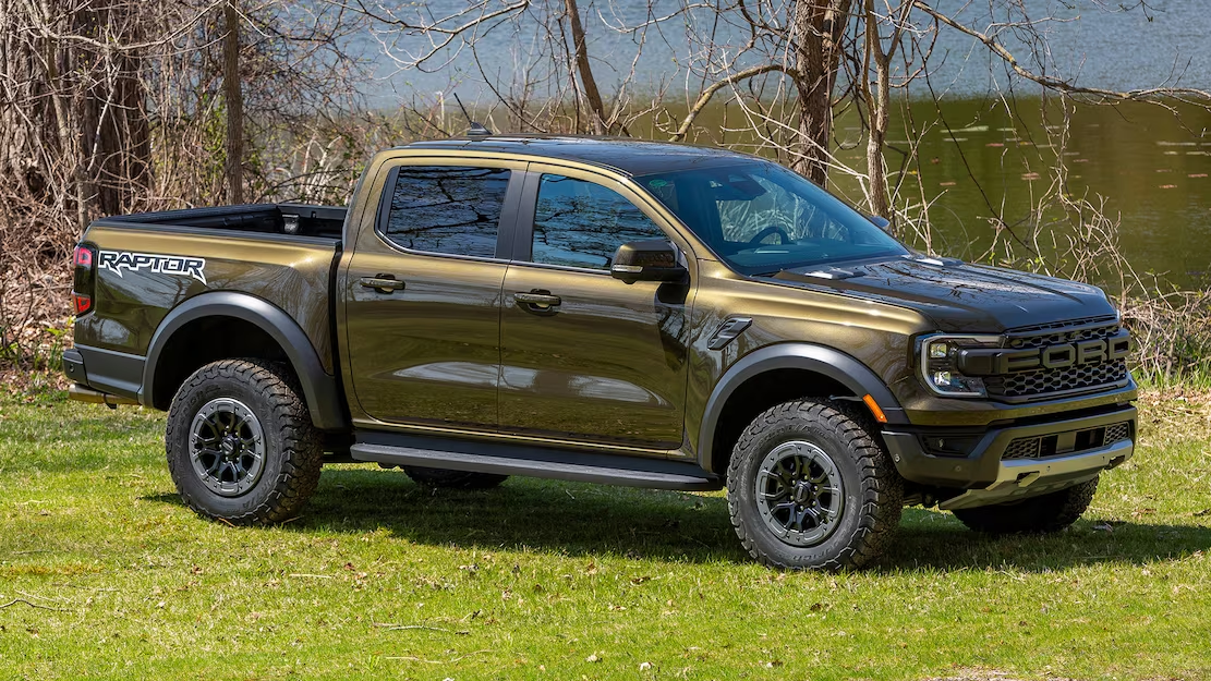 Ford Bronco 2024 Ranger & 405hp Ranger Raptor 🦖 Revealed! Raptor Starts at Just $56,960! 1683730192780