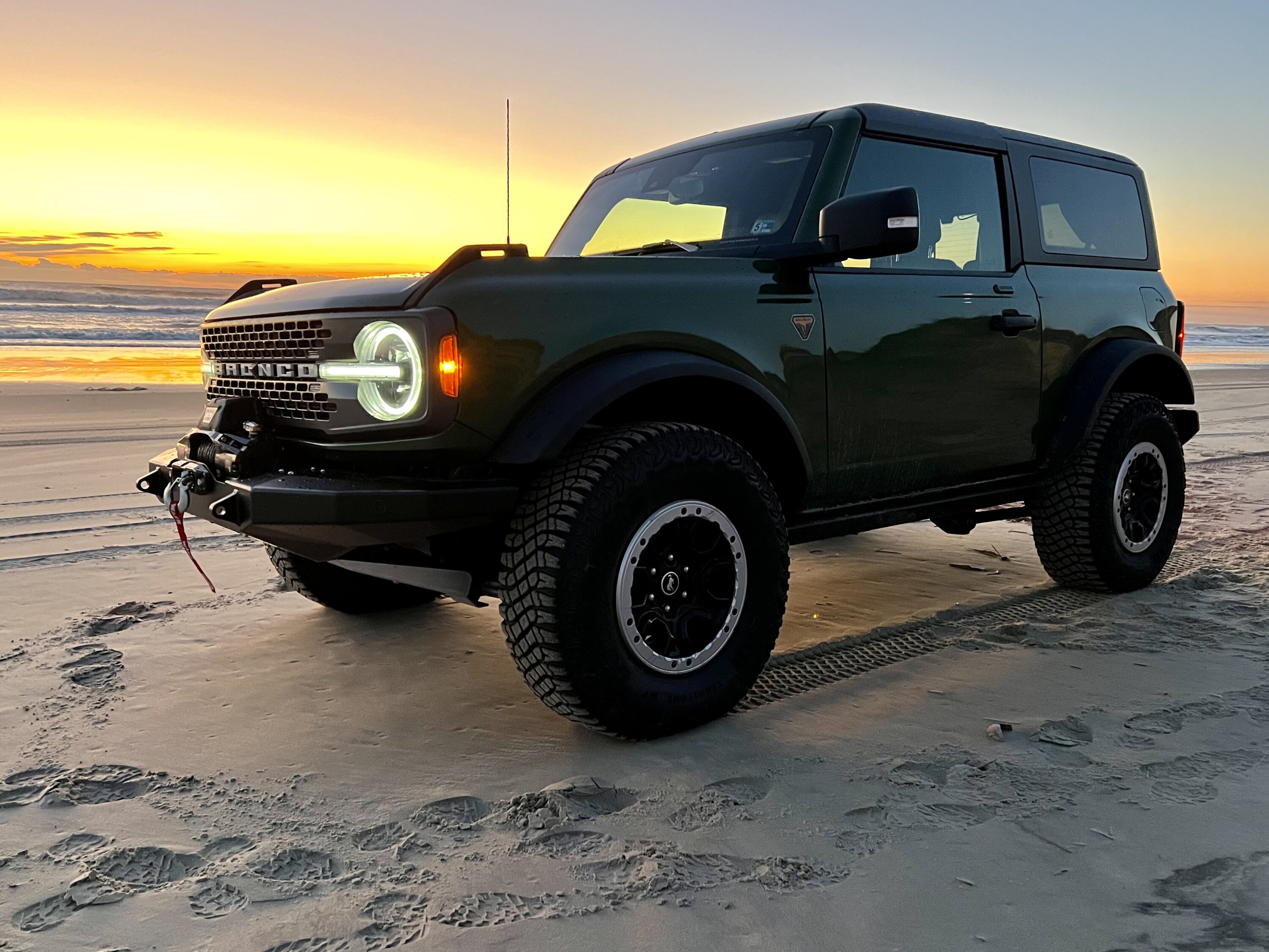 Ford Bronco Let’s see those Beach pics! 1687809014294