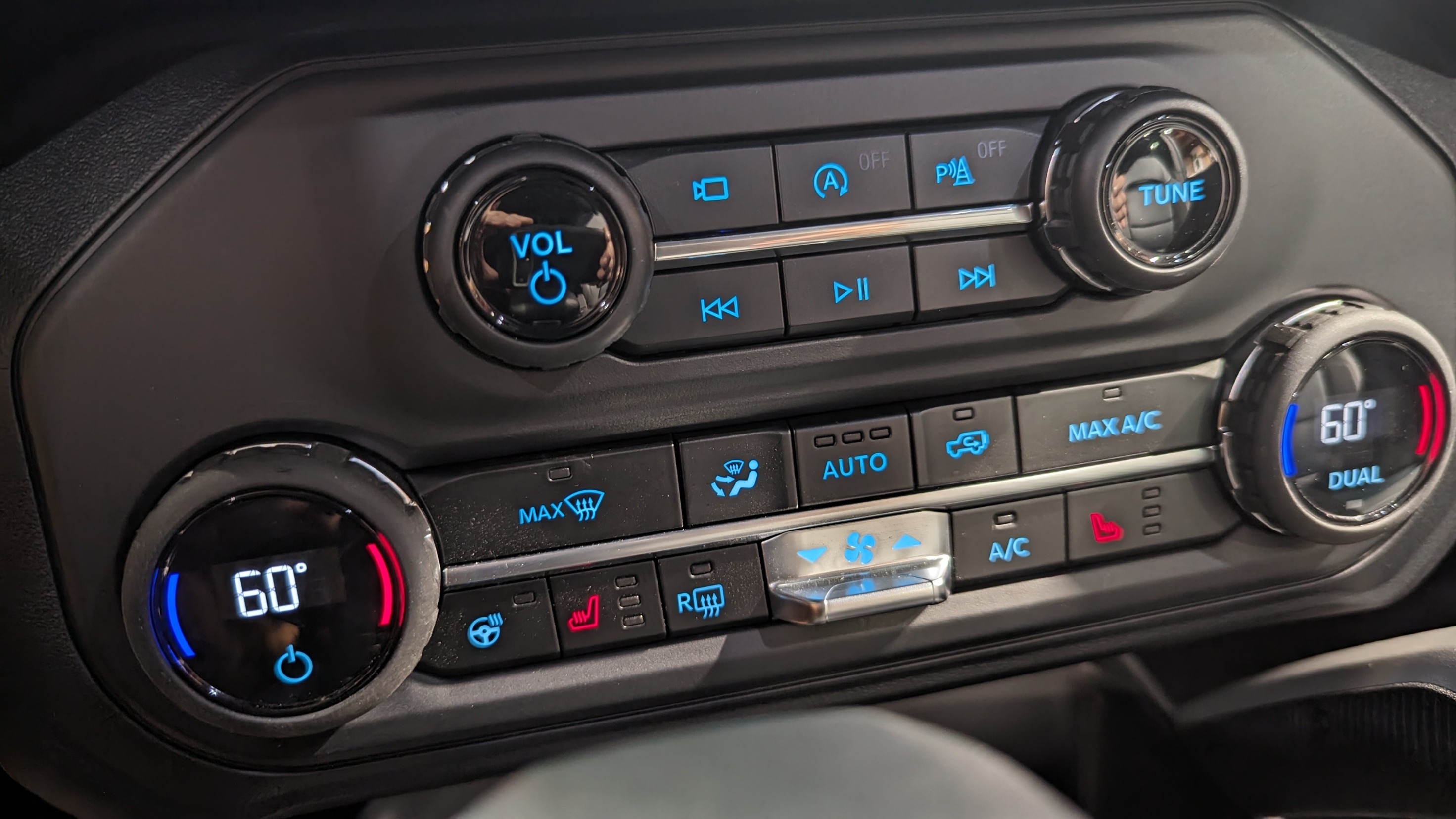 Ford Bronco 2022 HVAC Temperature Display Dial Retrofit DIY & Part Numbers -- Install Success! 1693024158024