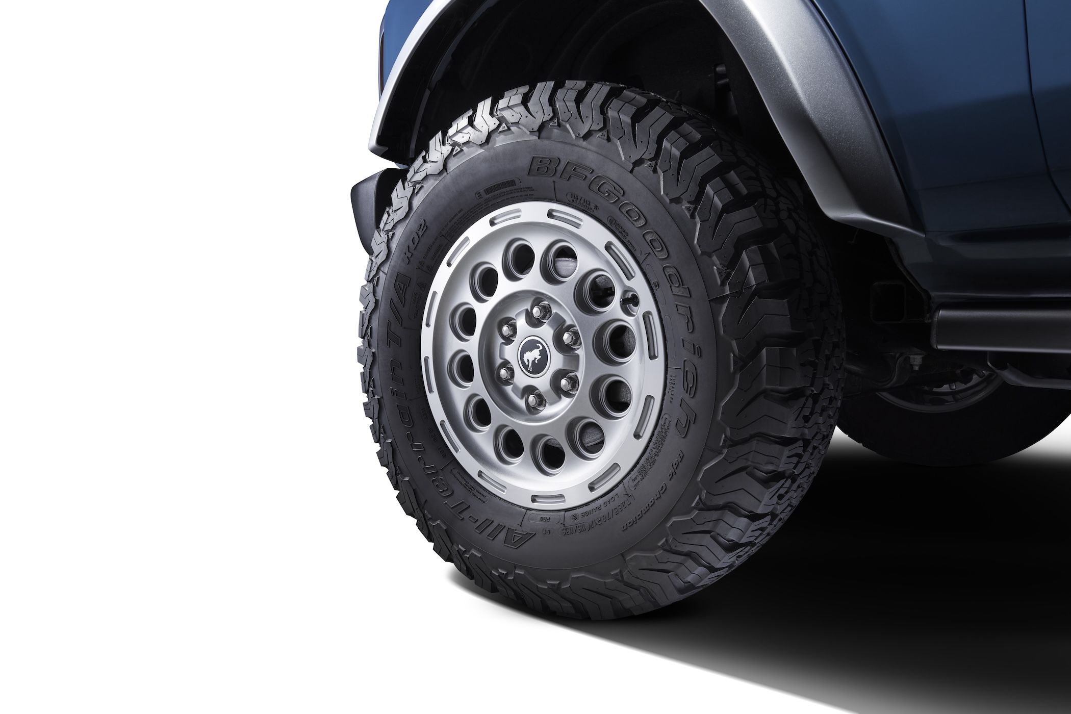 Ford Bronco Bronco @ SEMA 2023 Debuts ORV Package, Beach Bronco Concept, Vinyl Wrap Program 1698770138119