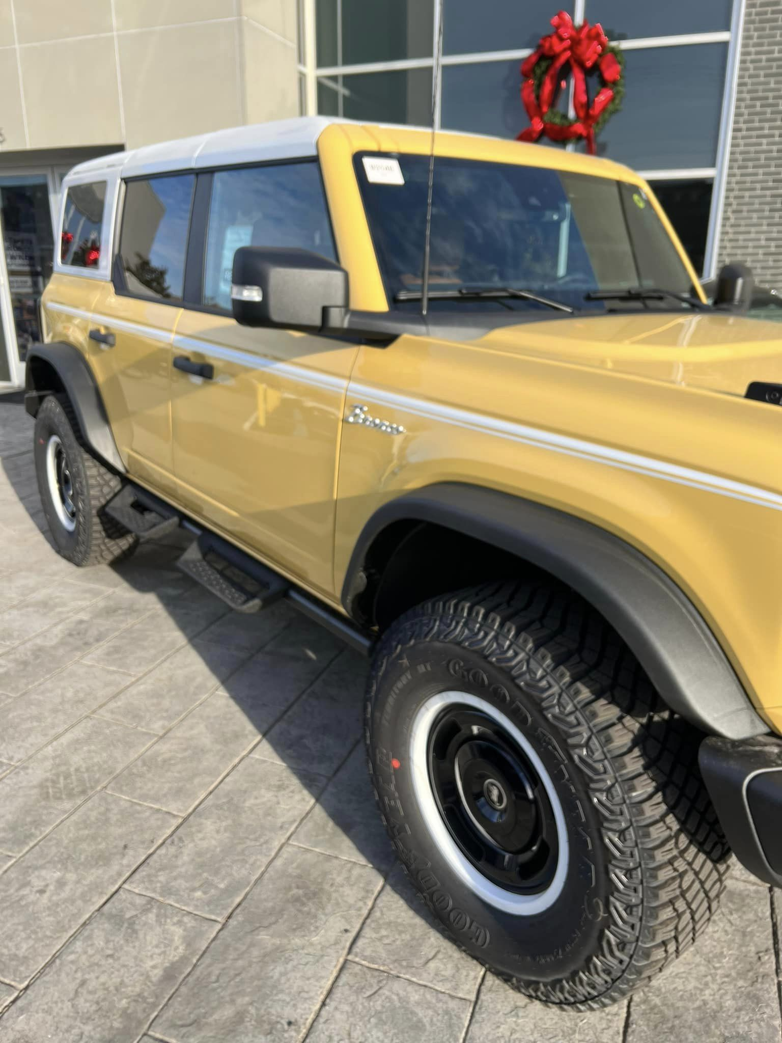 Ford Bronco Yellowstone Bronco Heritage Limited dealer pictures for those anxiously waiting 1702588345842