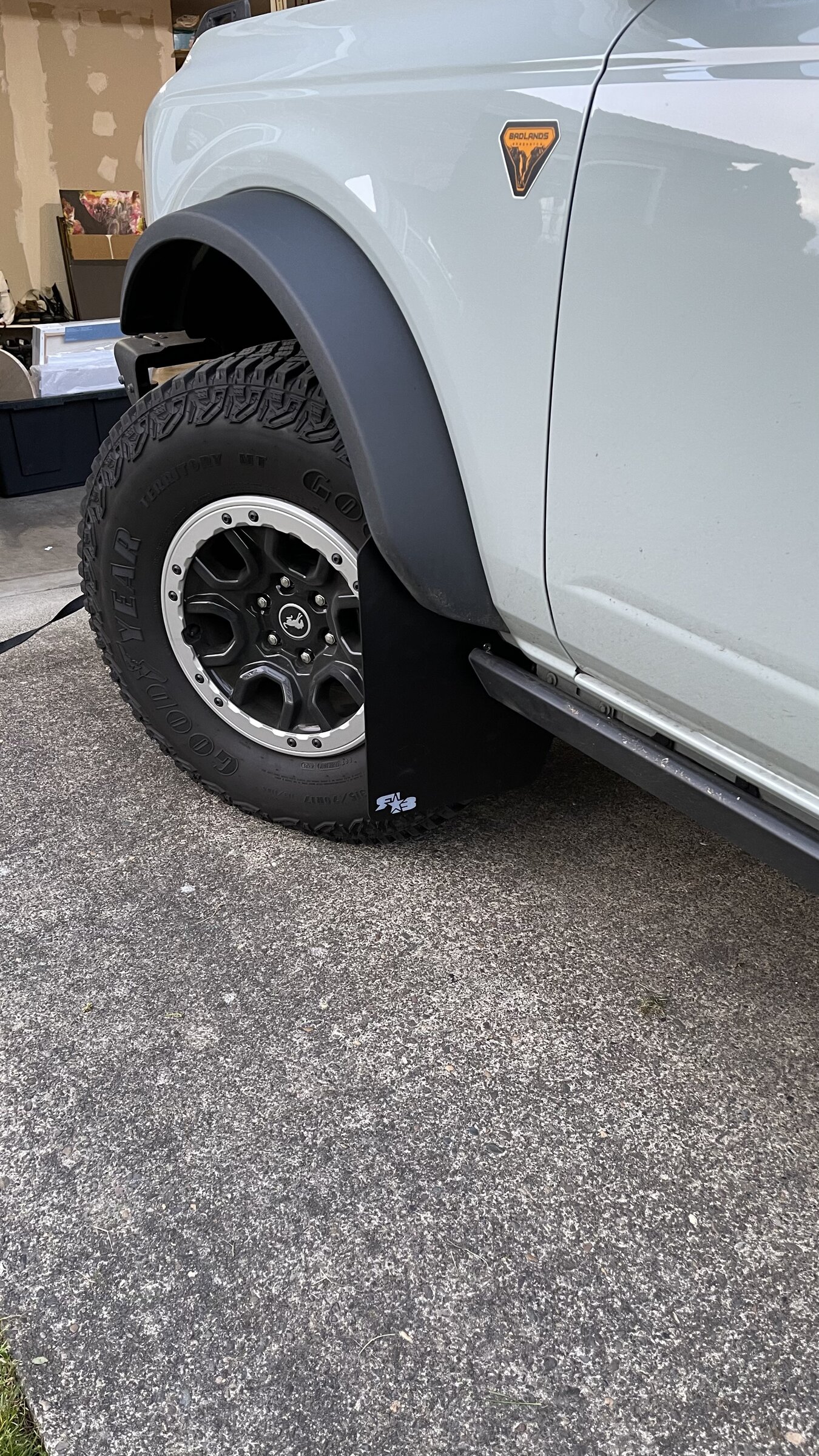 Ford Bronco Rokblokz mudflaps installed on Bronco 17B752B9-6D7D-4CC0-8455-E9BB762D3E2C
