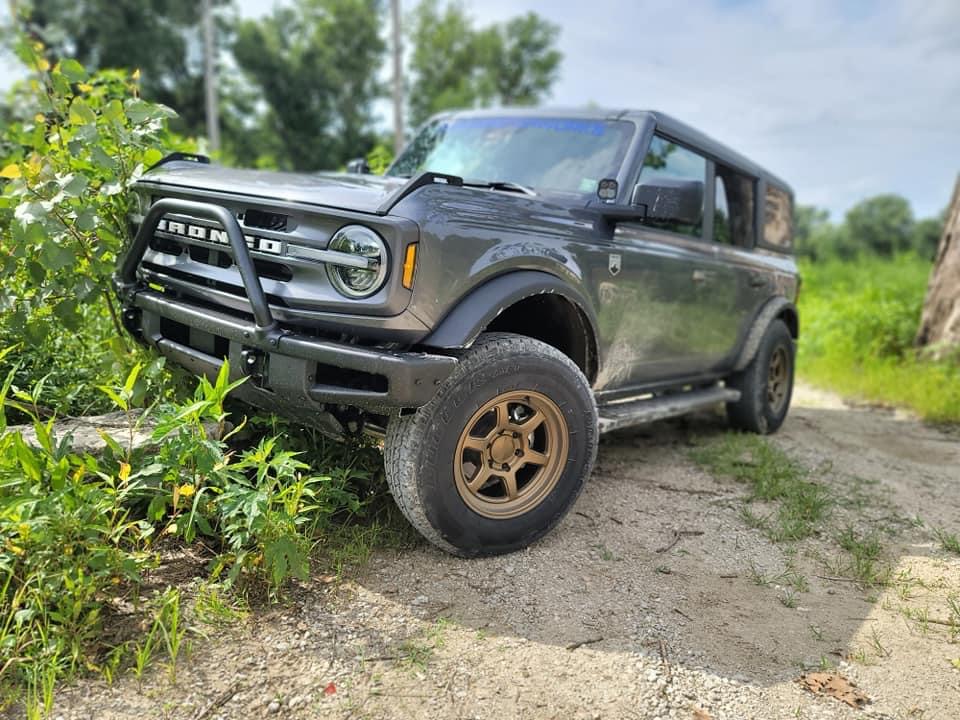 Ford Bronco Show us your installed wheel / tire upgrades here! (Pics) Bronco-rims-test-Method-703-Titanium