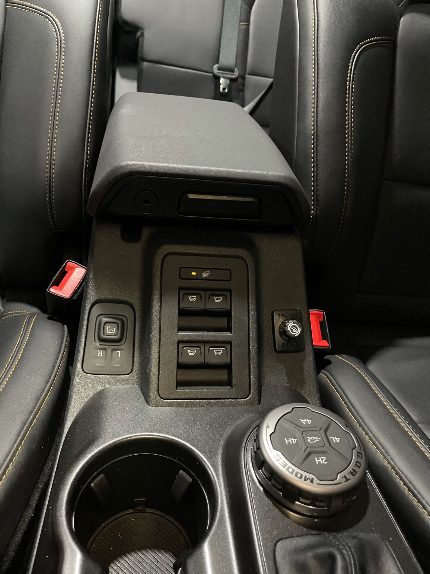 Ford Bronco Factory Trailer Brake Controller installation feedback IMG_4578.JPG
