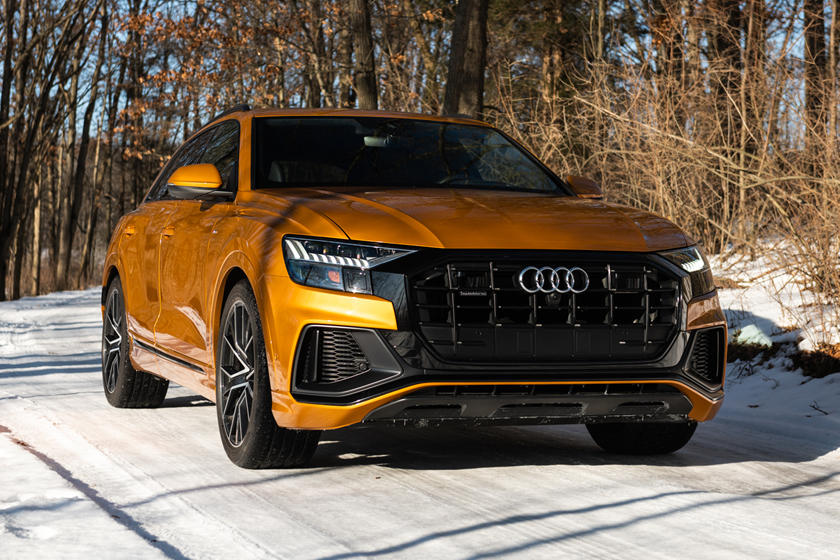 2021-audi-q8-front-angle-view-carbuzz-688974.jpg