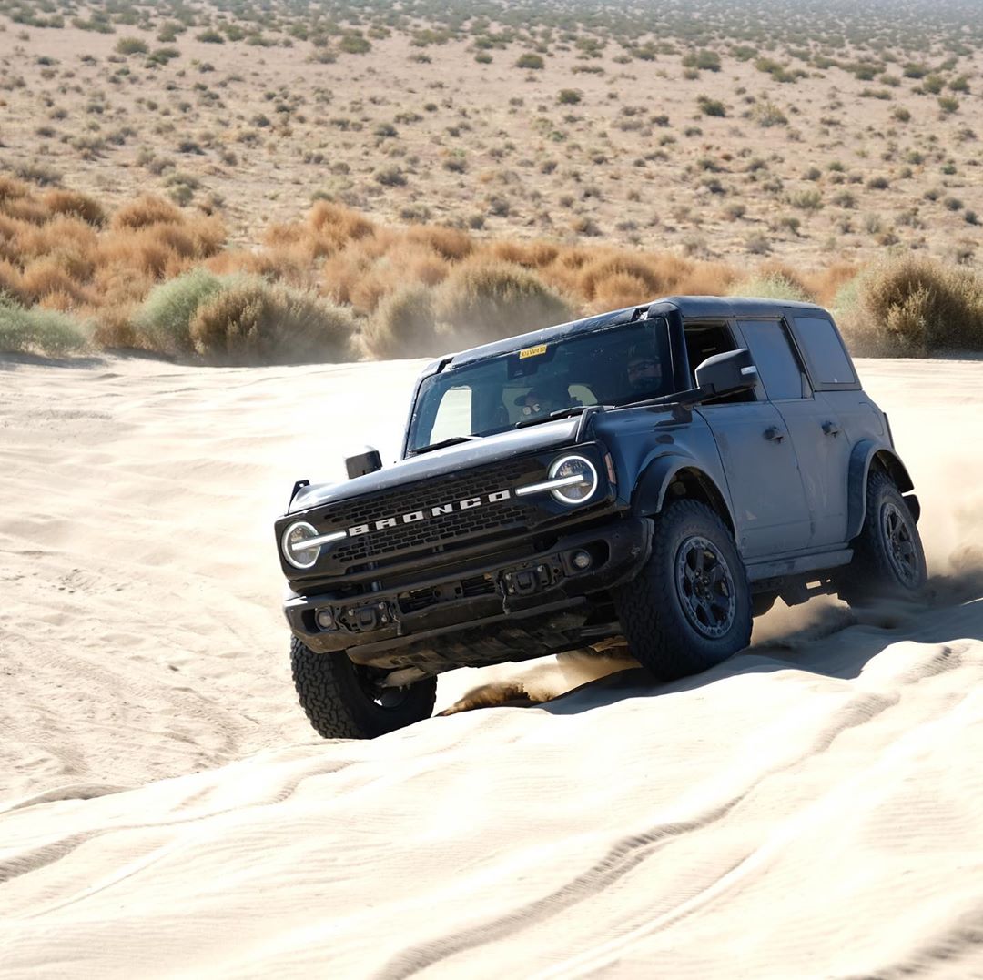 2021 Bronco testing in sand desert Loren Healy Describes Bronco as Raptor.jpg.jpg
