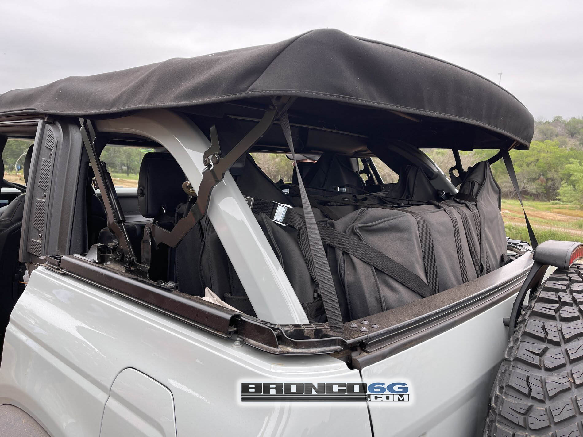 Ford Bronco My experience from Bronco Off-Roadeo Austin dealer preview, with pics & videos 2021 Bronco with doors off, bagged and stored in cargo area.JPG