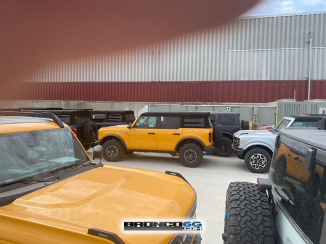 Ford Bronco Pics of 2021 Broncos in MAP holding yard area. Any requests for pictures? 2021 Broncos holding area MAP plant factory 16