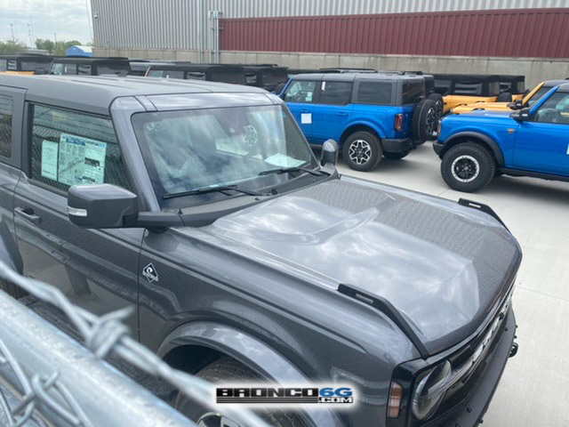 Ford Bronco Pics of 2021 Broncos in MAP holding yard area. Any requests for pictures? 2021 Broncos holding area MAP plant factory 9