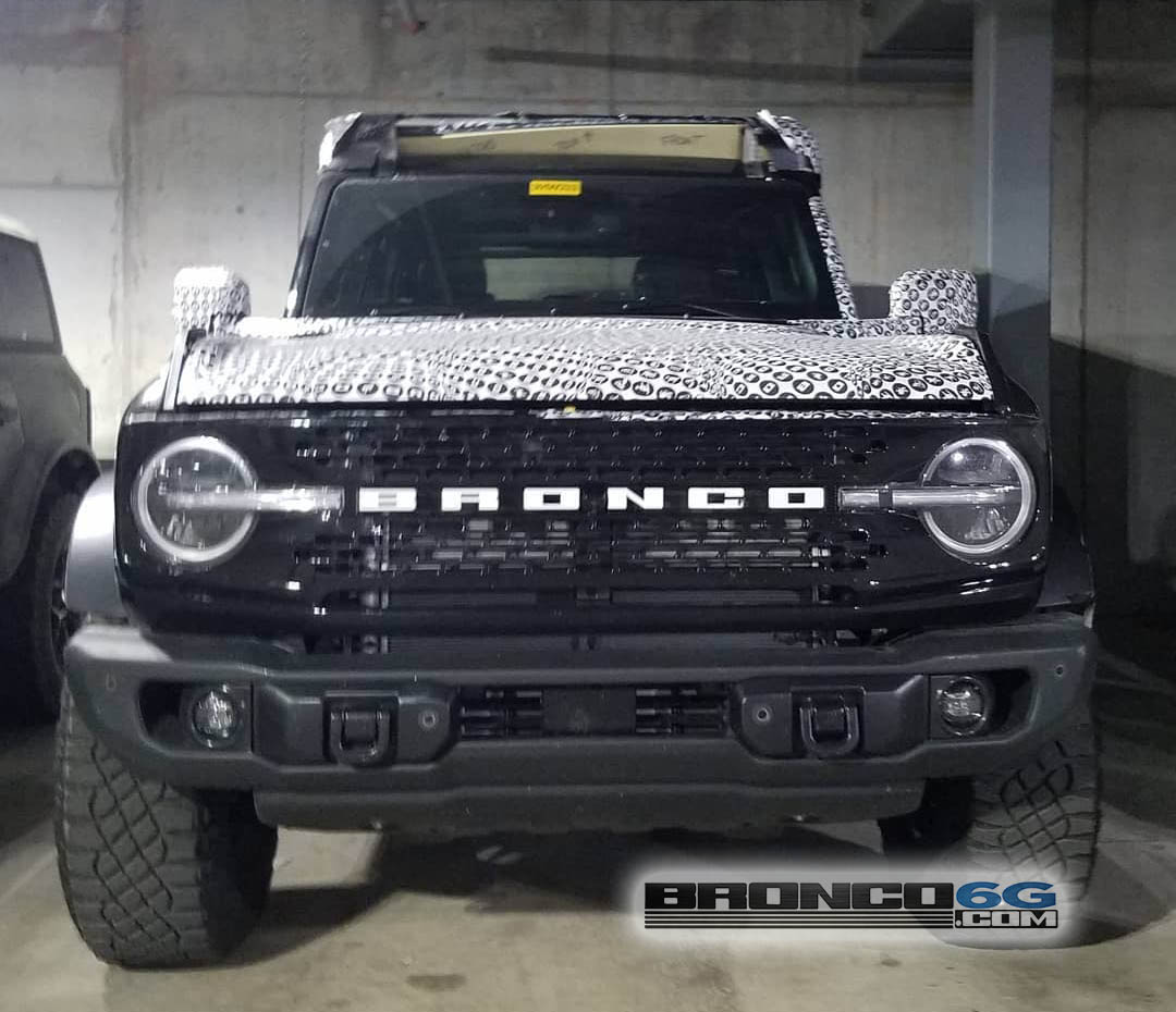 Ford Bronco Videos & pics: Even more Bronco prototypes converge on Moab + Rock Crawling Videos 2021 Ford Bronco Moab Garage 2