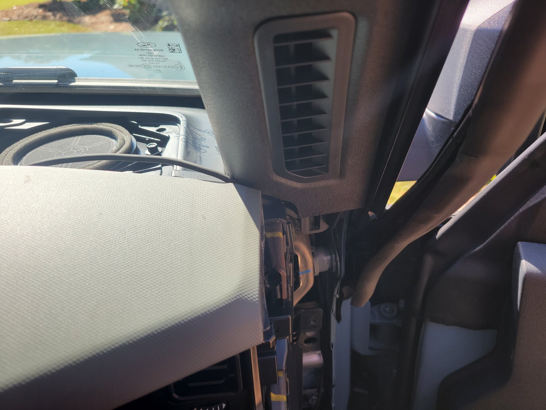 Ford Bronco Mobile Ham Radio (FTM-400XDR) Install - DIY How-To / Writeup / Pics 20211113_114902