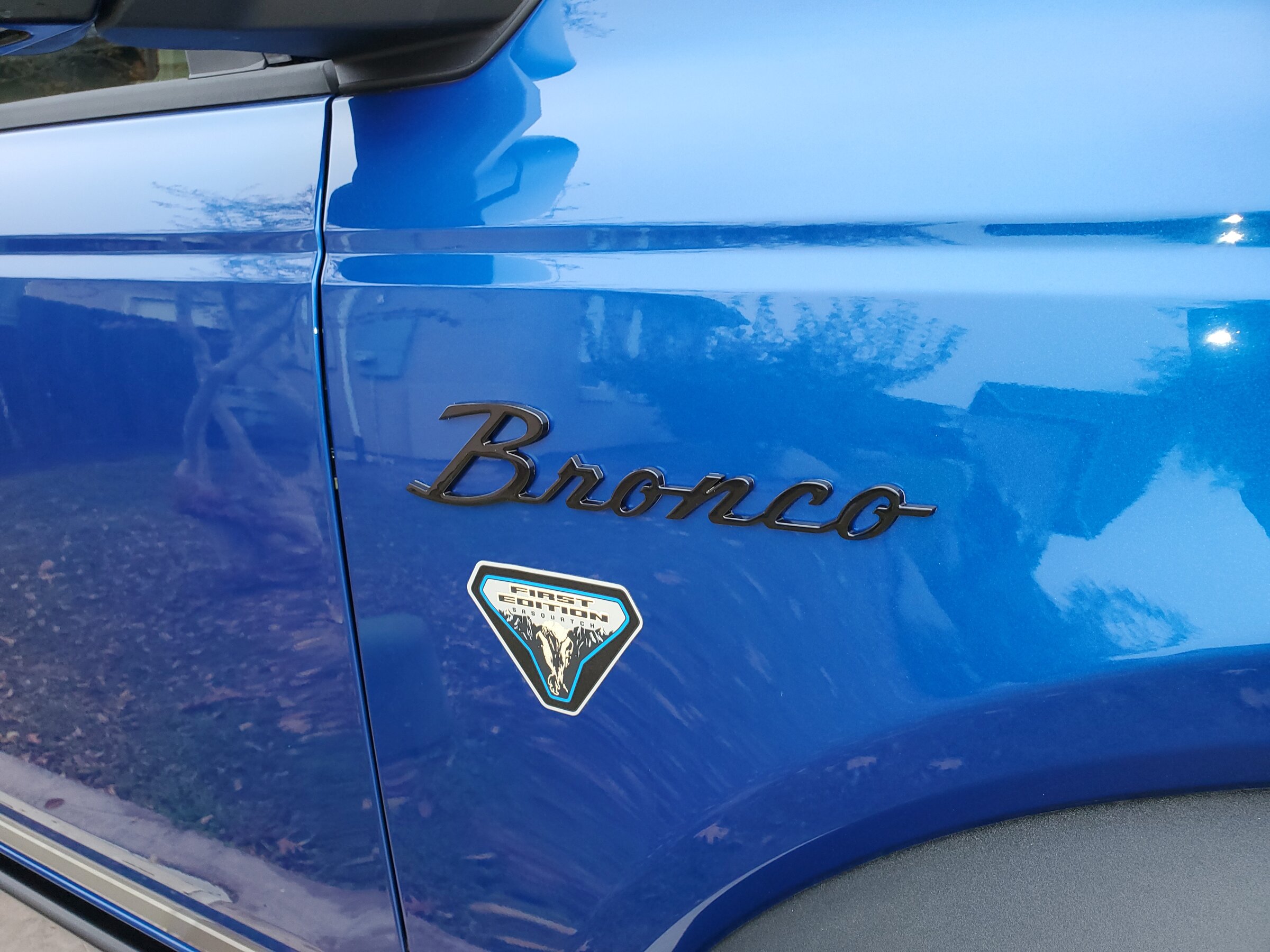 Ford Bronco Retro Badge install 20211205_142519