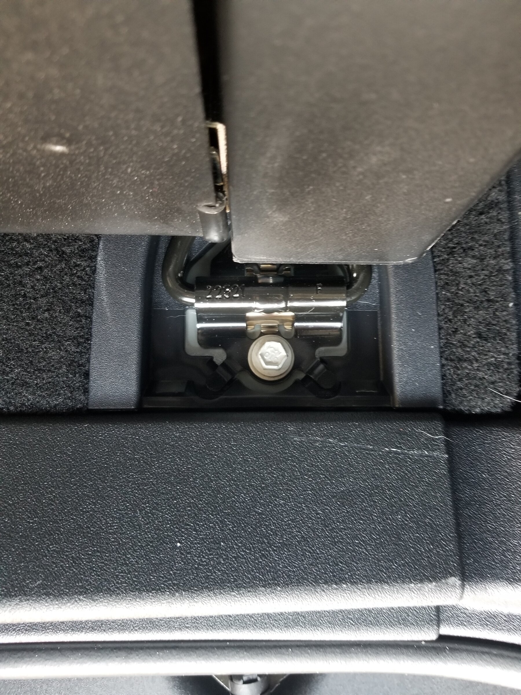 Ford Bronco Tuffy Cargo drawer mod 20220112_162003