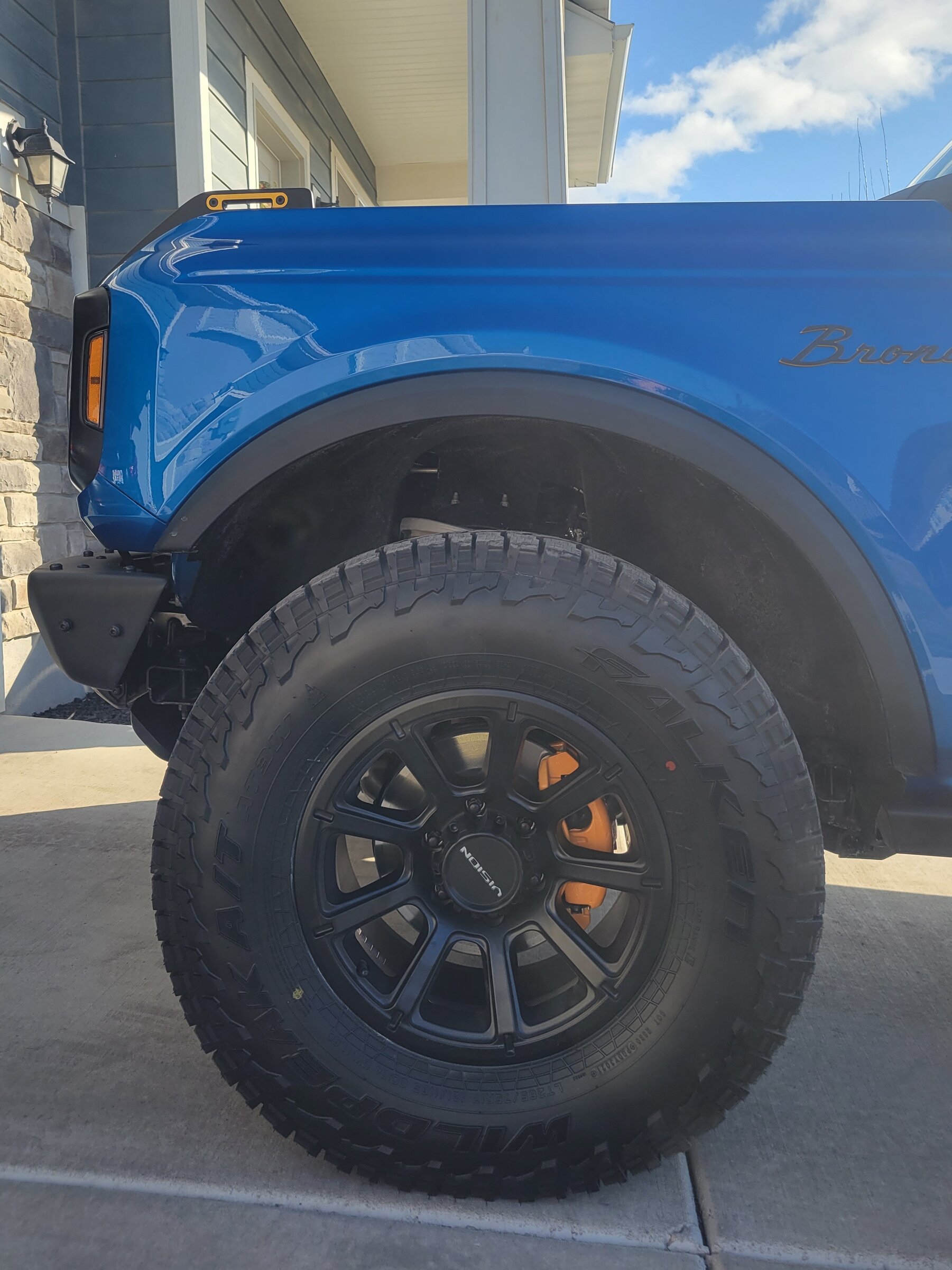 Ford Bronco Show us your installed wheel / tire upgrades here! (Pics) 20220121_102917