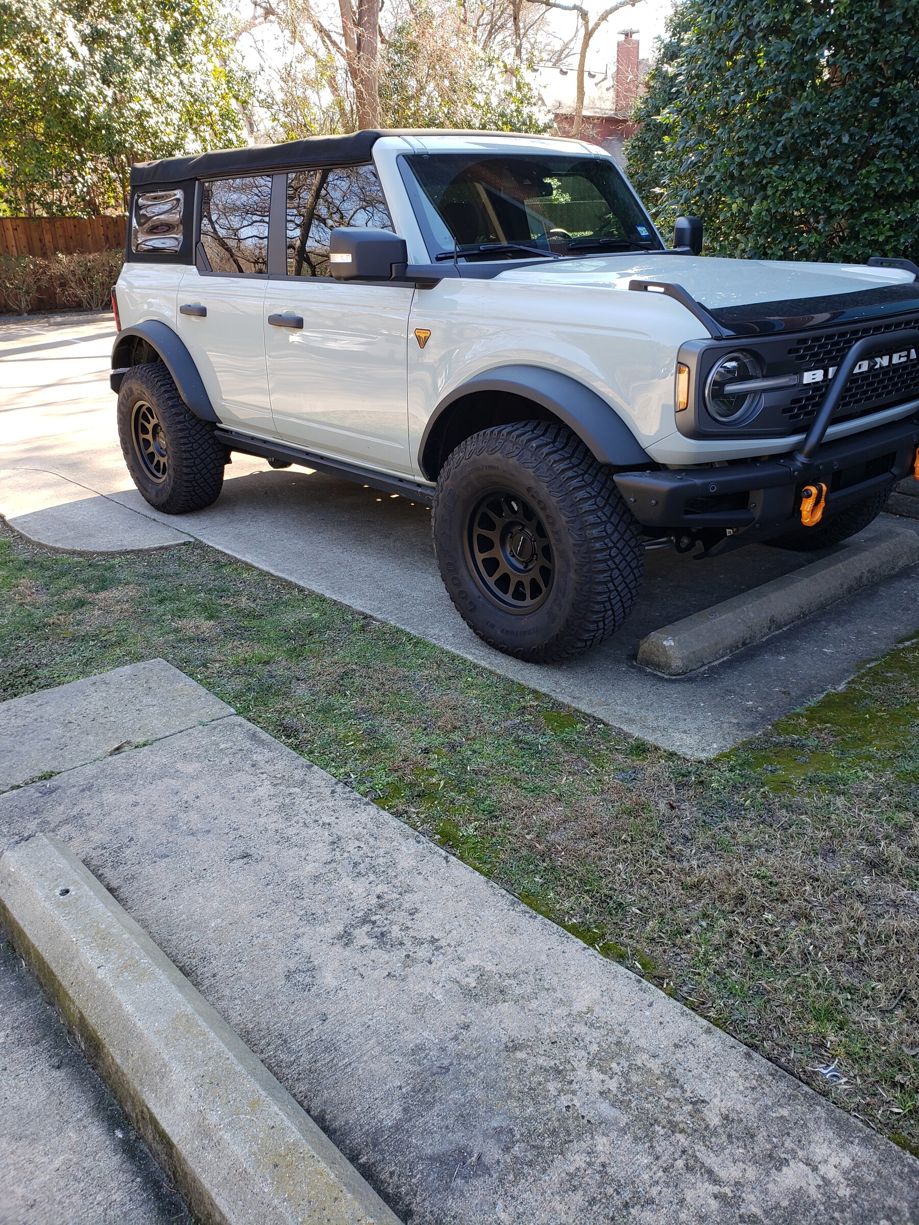Ford Bronco Show us your installed wheel / tire upgrades here! (Pics) 20220121_112554