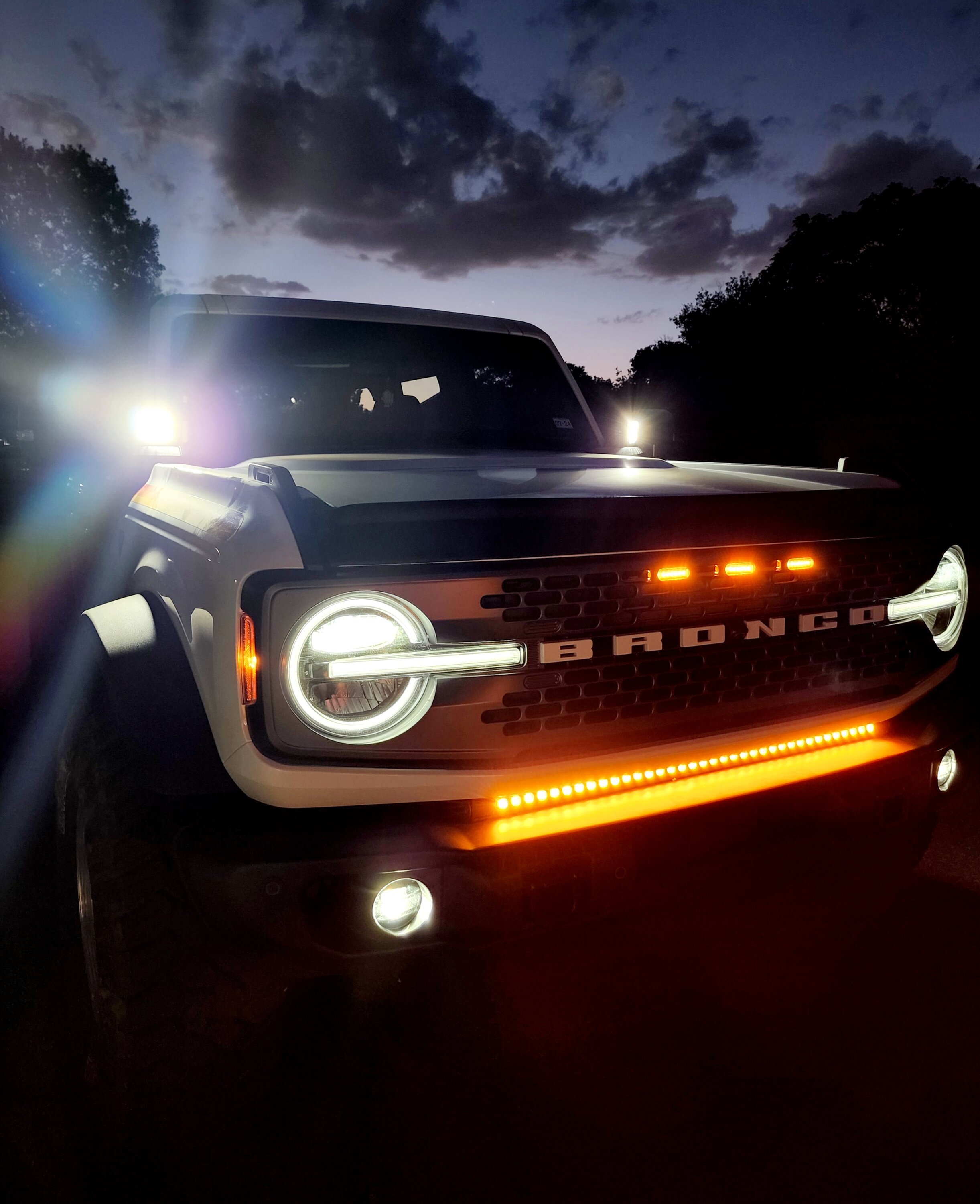 Ford Bronco 2022 Badlands w/ Capable Bumper - light setup so far 20220617_210549
