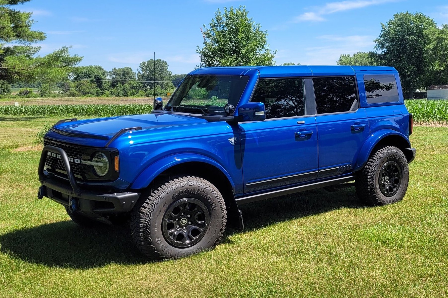 Ford Bronco Look what I did - painted MIC hardtop, fender flares, side mirrors [updated with doors-on photos] 20220624_153111-
