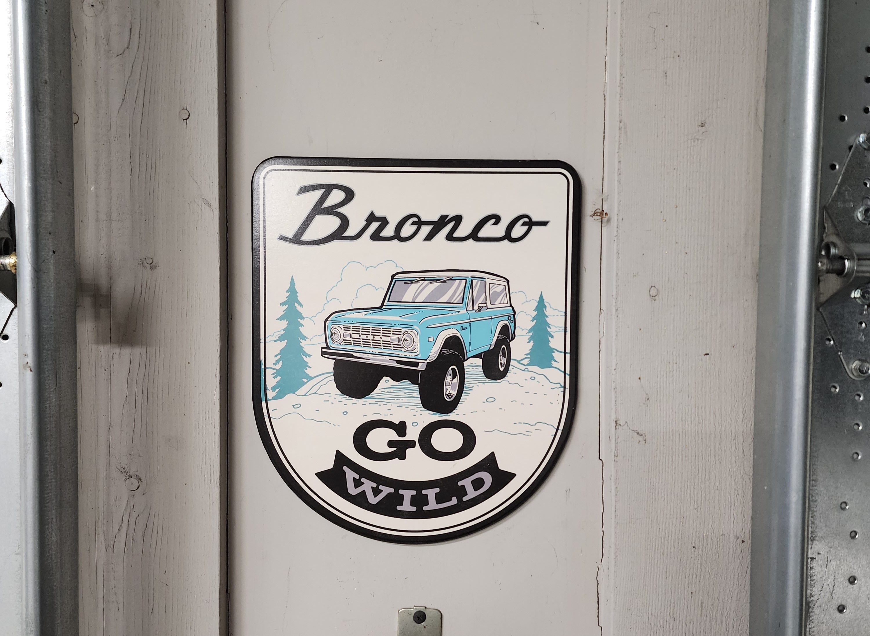 Ford Bronco Bronco Wall Art from Hobby Lobby 20221219_191042