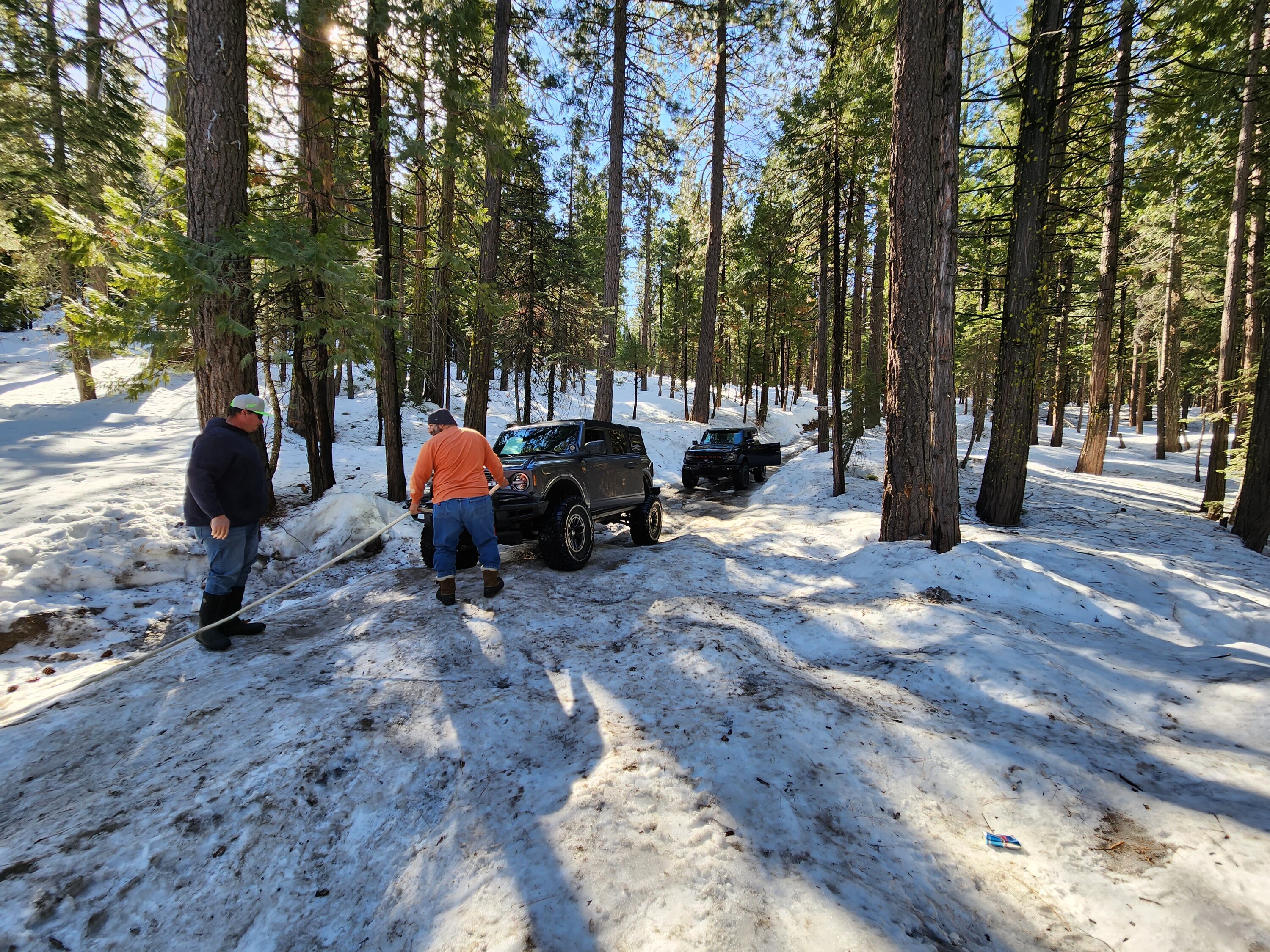 Ford Bronco Bronco Snow Day @ Eagle Lake, Fordyce Trails Sierra Nevada Mountains 20230219_101314