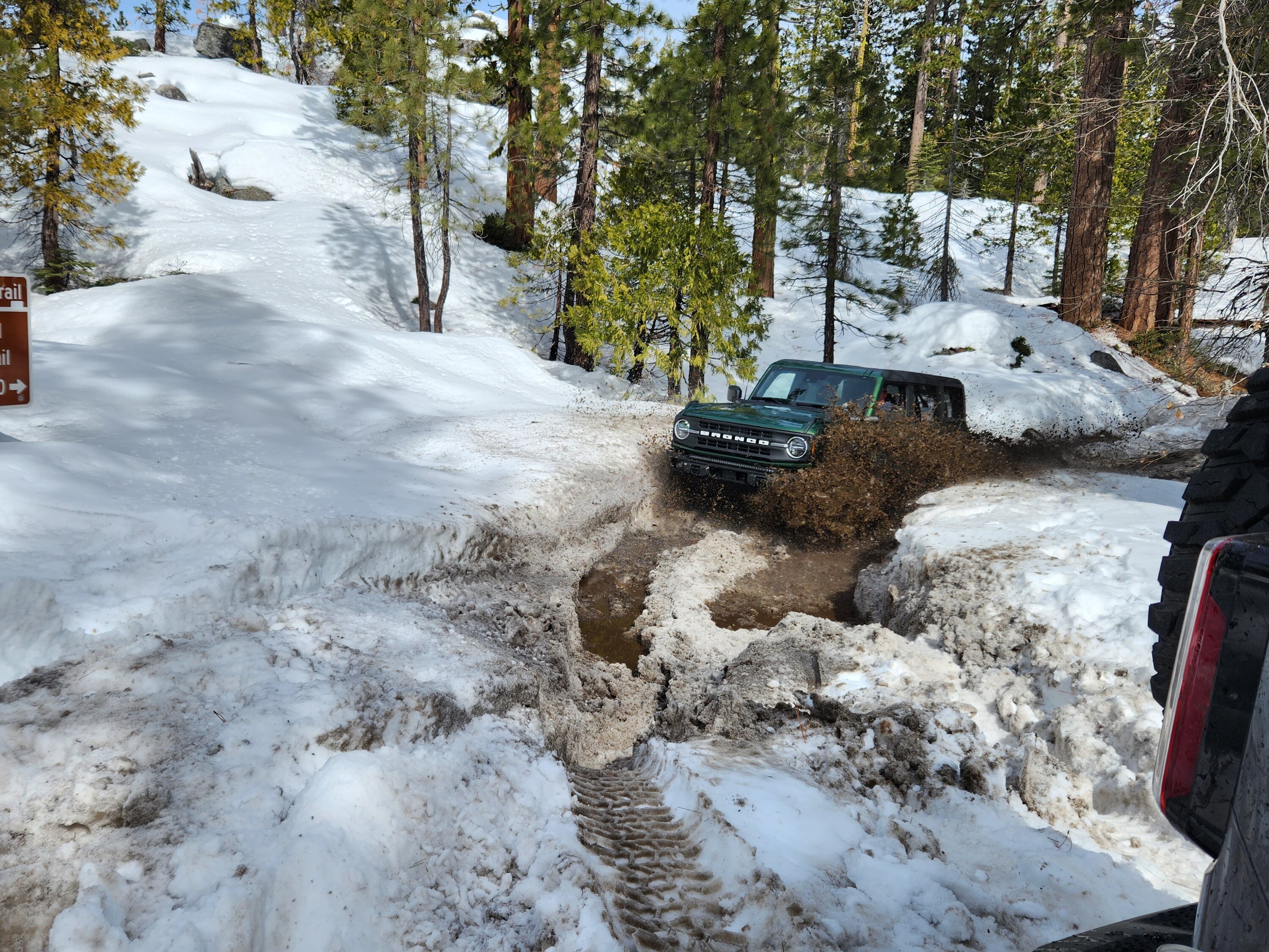 Ford Bronco Bronco Snow Day @ Eagle Lake, Fordyce Trails Sierra Nevada Mountains 20230219_121428