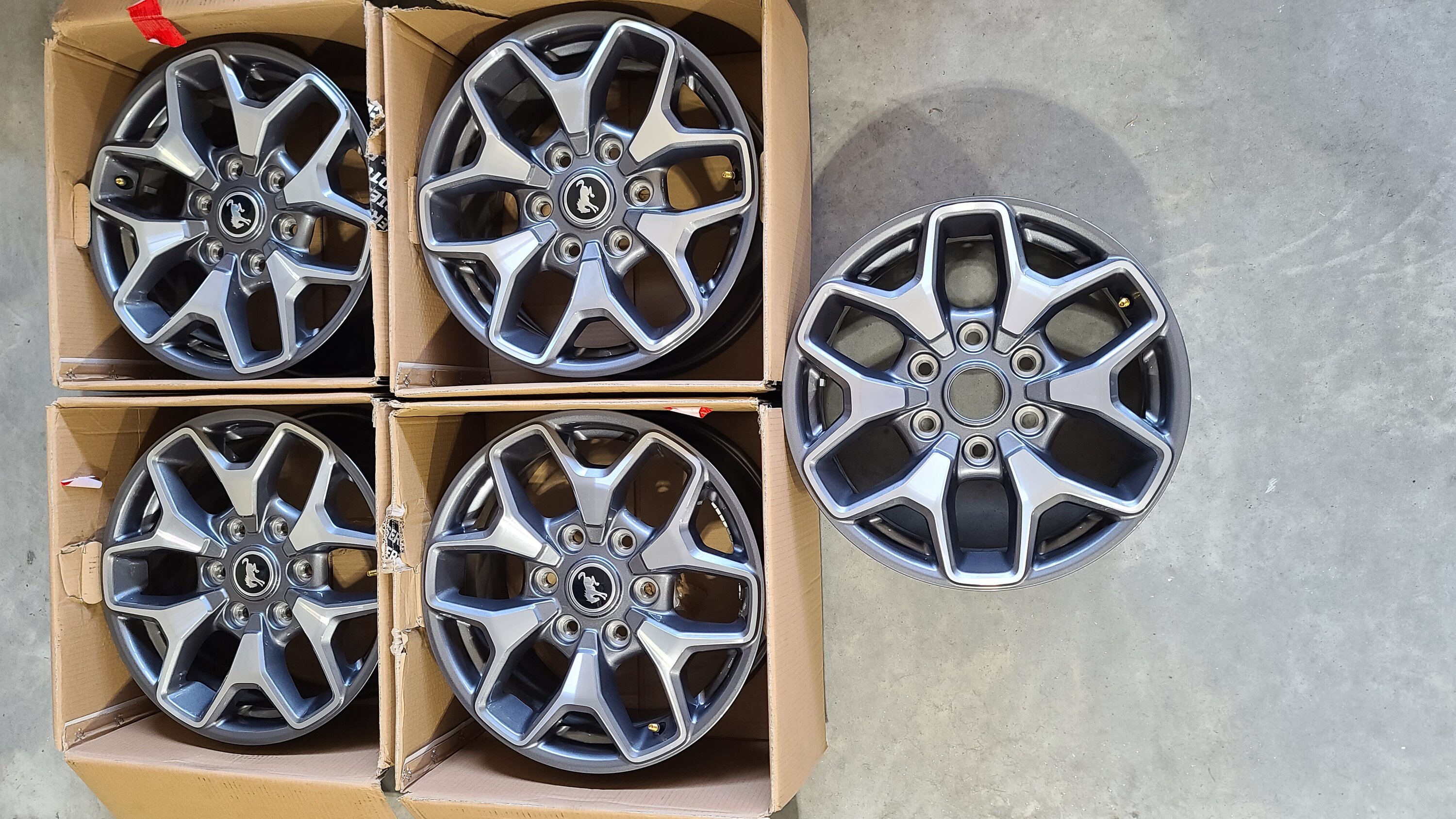 Ford Bronco $350 Badlands Wheels with TPMS 20230626_160442