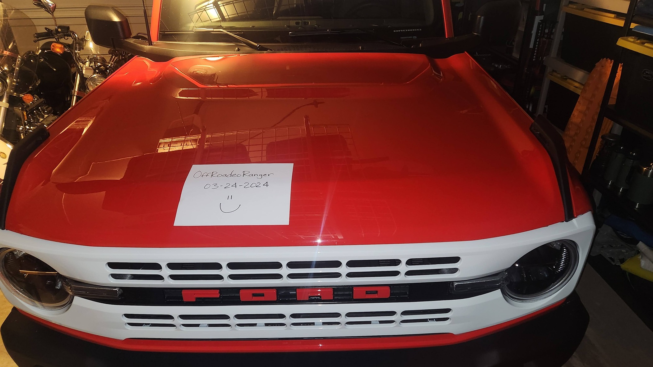 Ford Bronco '23 Race Red 2dr Heritage Edition 7spd - $48K 20240324_204853