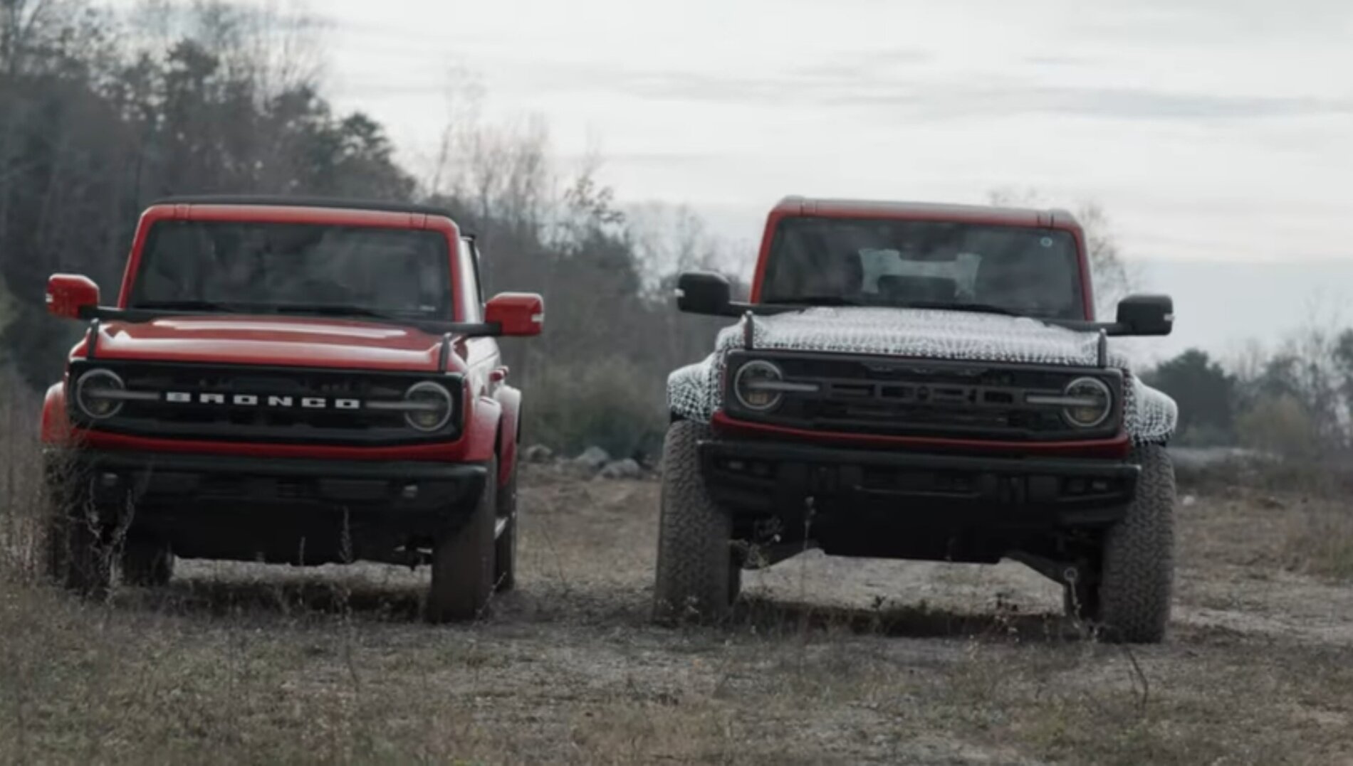 Ford Bronco Video: 2022 Bronco Raptor Off-Roading, Side-by-Side vs Standard (Outer Banks) Bronco, and Rear End Undercarriage 27BD07AD-60DB-4380-BF81-65DB5D64DDD8