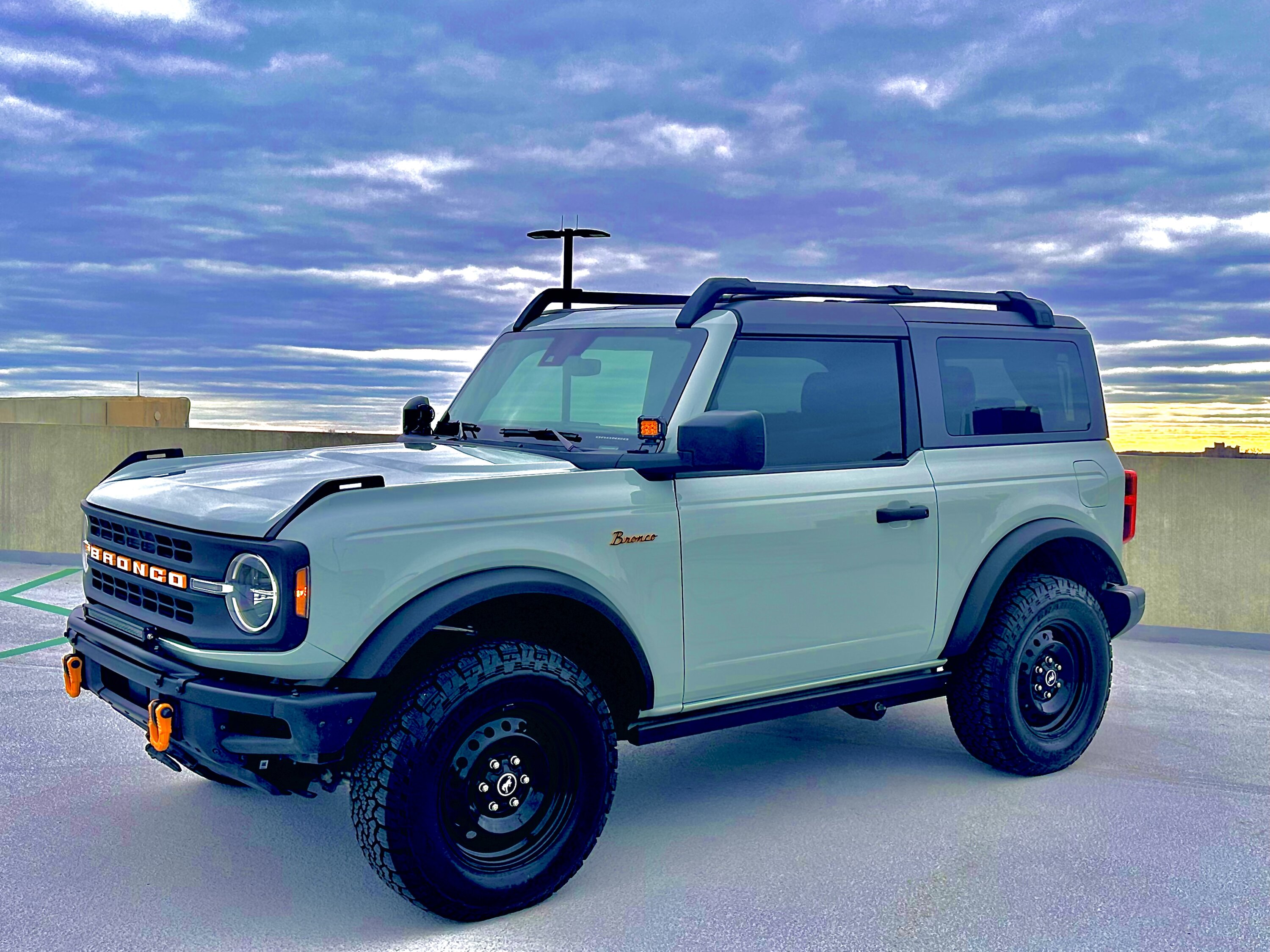 Ford Bronco Tint reference gallery -- post your Bronco pics & specs 📸 😎 280391EB-68E8-41F1-8F15-40AF028A20B0