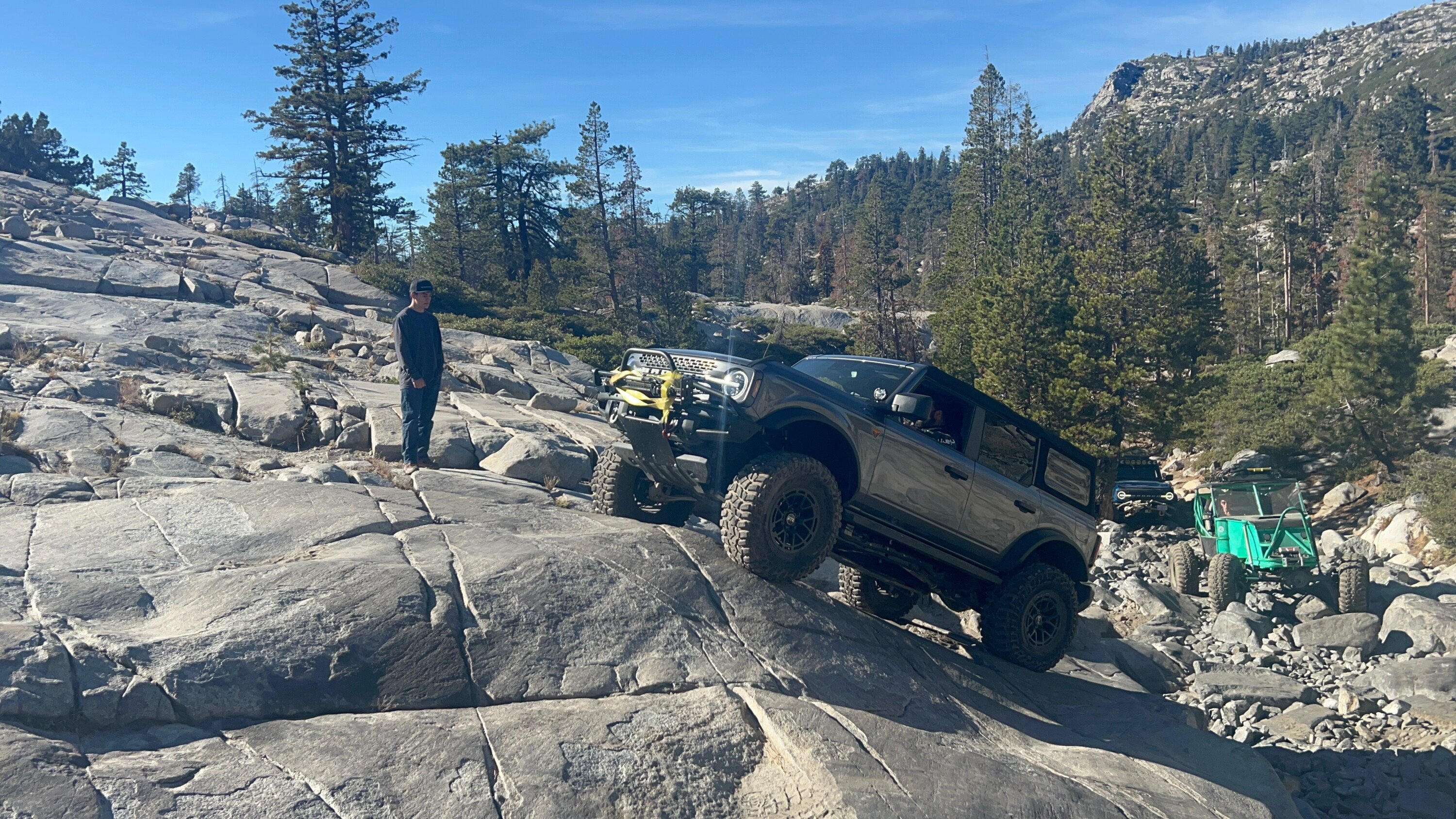 Ford Bronco Group of Broncos on Rubicon Trail Loon Lake to Little Sluice 2893DF8A-1664-4E0E-93C4-7C8347DDAF26