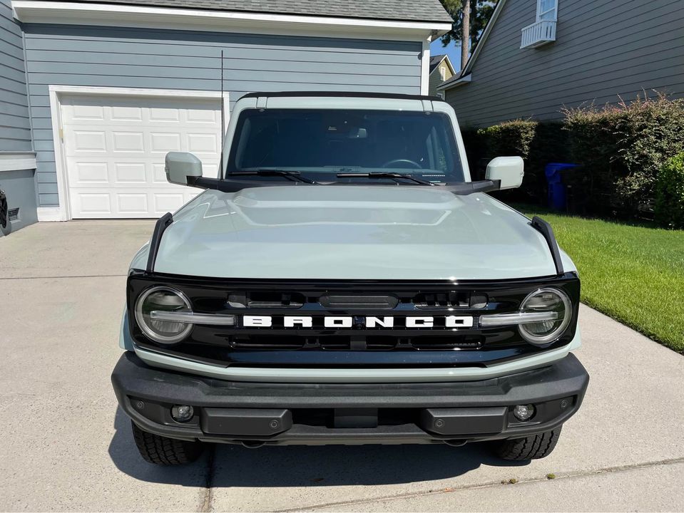 Ford Bronco 2021 Outer Banks Cactus Grey - Loaded 292289381_10111223195468237_7249510041898922391_n