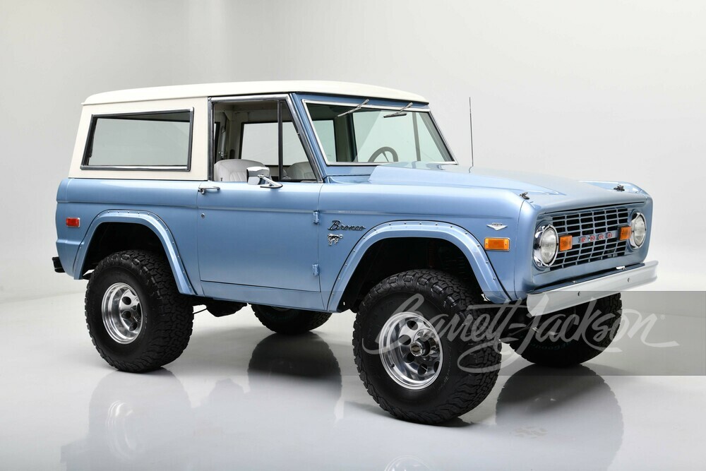 Ford Bronco If I could only get this color scheme....What classic look would you want? 2BF030BC-F7F2-41B4-968B-8DD1E0010F16