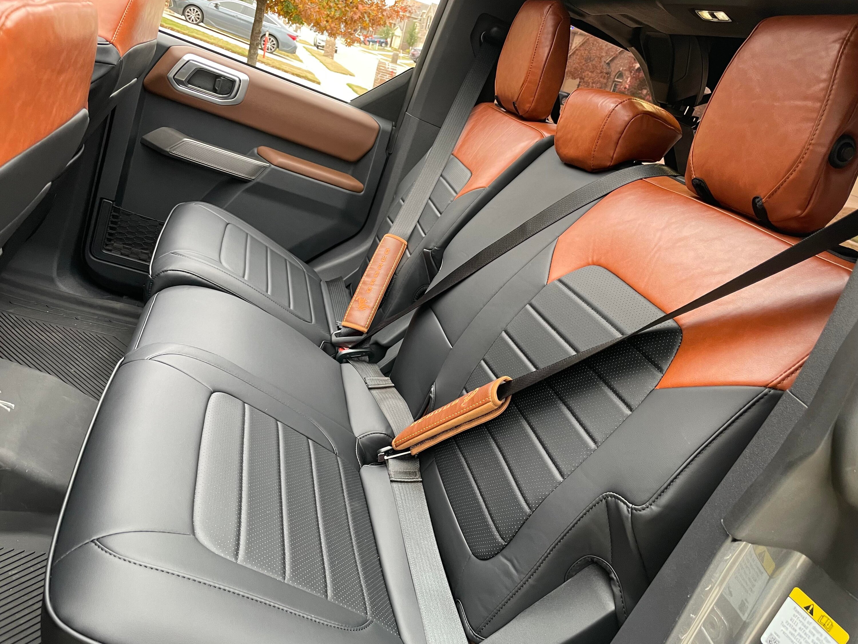 Ford Bronco Mabett Brown PU Leather Custom Seat Covers has rearranged its inventory! 318841355_1081564315849280_5488482665540888712_n