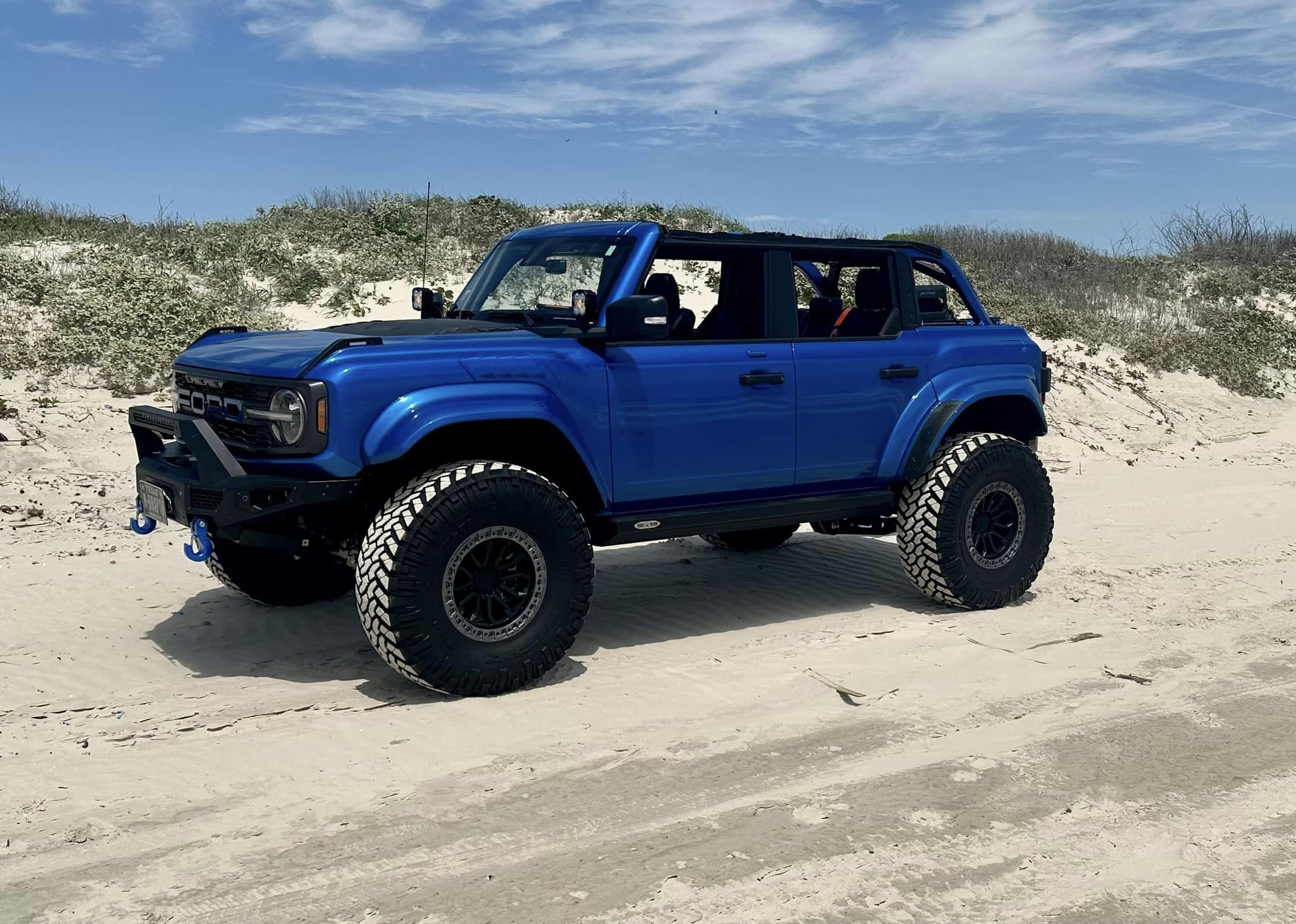 Ford Bronco Bronco Raptors off-roading picture thread 📸 Post up! 336759738_1184045585638203_8363228097781342979_n