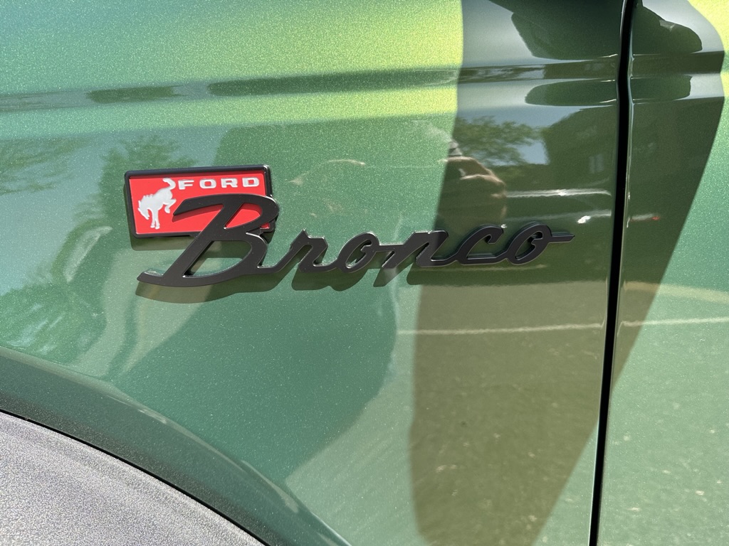 Ford Bronco AR | BRONCO CLASSIC DNA Fender Badge 36464C62-F3A6-4102-ACA5-A3B500C51CC3_1_105_c