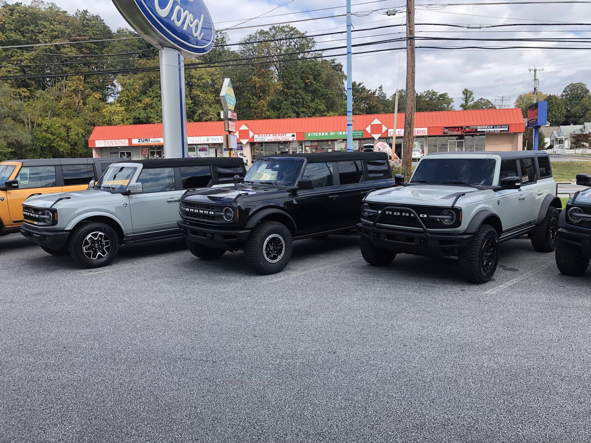 Ford Bronco 10 BRONCOS READY FOR DELIVERY! ALL SOLD CUSTOMER ORDERS! 3B.JPG