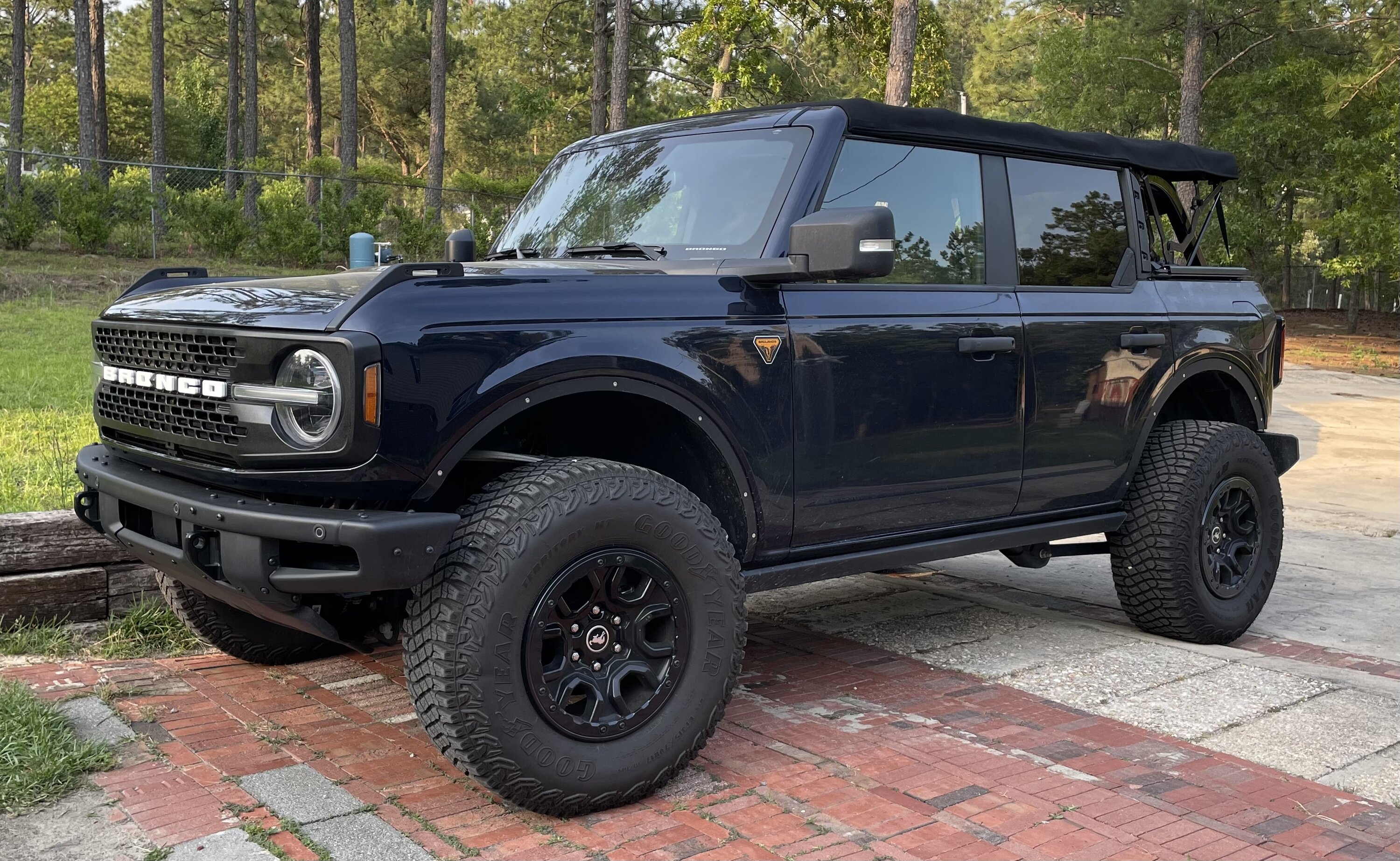 Ford Bronco Fender Flare Deletes - who has done it? 3F677542-D95D-42C5-AC9B-356B2D0B4991