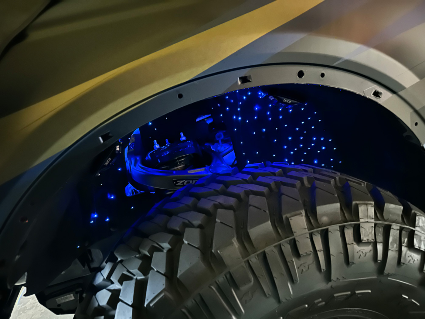 Ford Bronco 📸 Oracle Lighting Bronco Build [SEMA 2022] 4.fiber_optic_wheel_liner