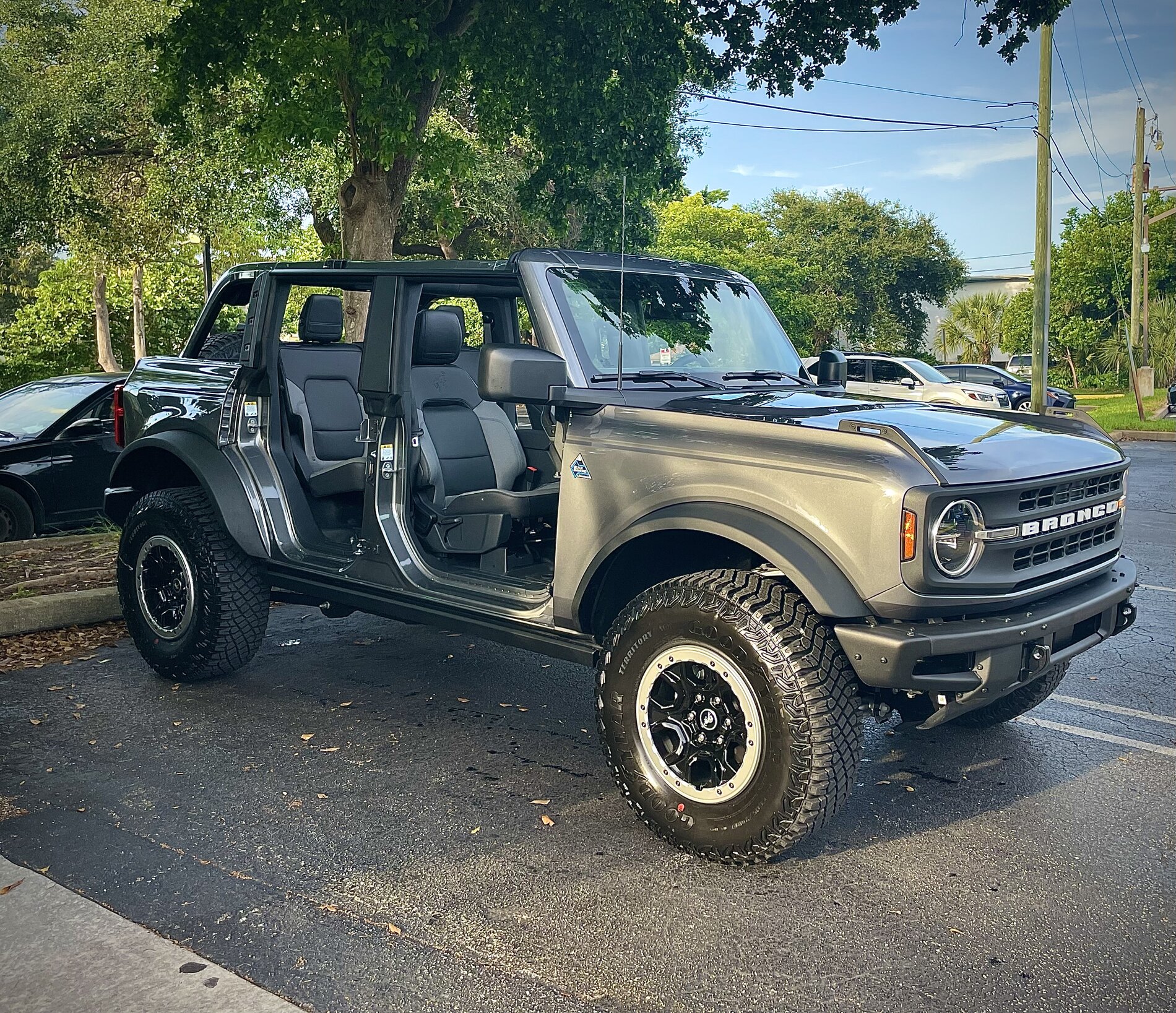 Ford Bronco Black Diamond Sasquatch delivered in S. Florida - Order/Delivery Timeline & First Impressions 1CCB4870-5D73-4E6A-8D25-5348EA9FF247