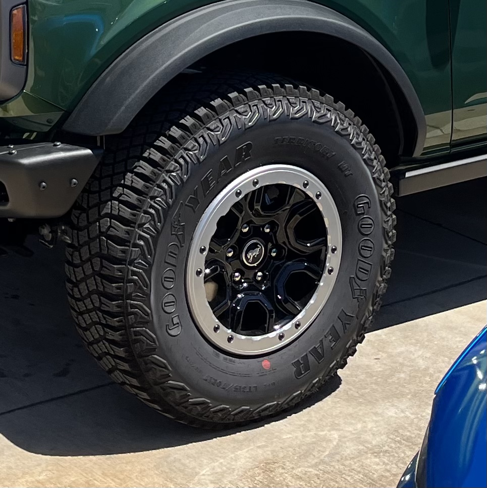 Ford Bronco Stock rock rails for sale 4dr and Sasquatch wheels and tires 452567E6-4412-4454-9270-262979A02F70